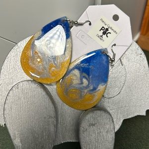 Resin Wooden earrings Blue and yellow